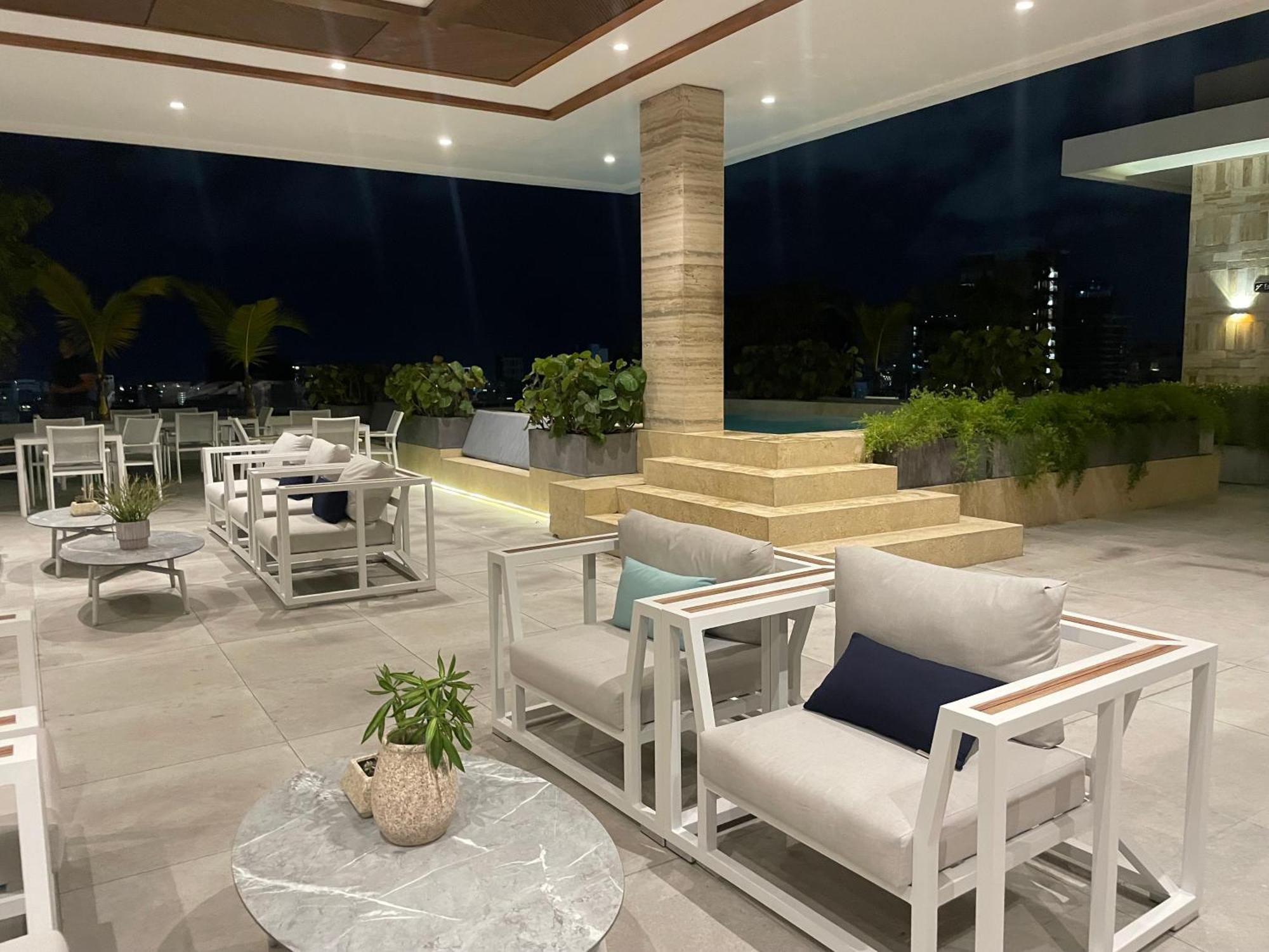 Piantini'S Skylight Apartman Santo Domingo Kültér fotó